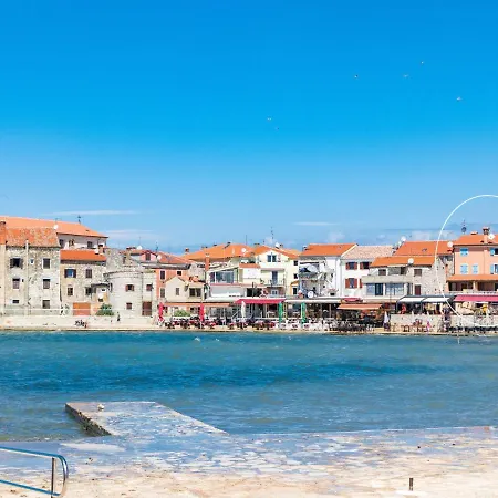 Antonella & Napoletano-3 By Interhome * Umag