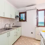 Antonella & Napoletano-3 By Interhome
