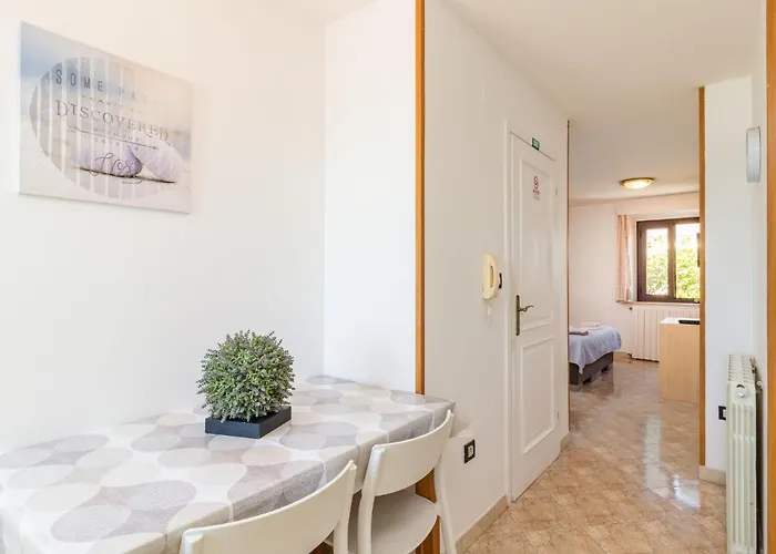 Antonella & Napoletano-3 By Interhome Apartamento